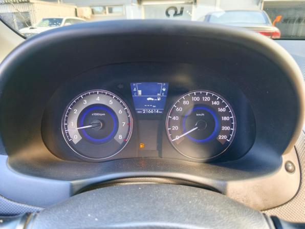 Hyundai Solaris I с пробегом 2011 года, цена 699 000 рублей, 216407 км, хэтчбек, Автокод Объявления