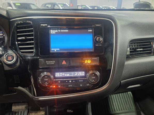 Mitsubishi Outlander III Рестайлинг 2 с пробегом 2016 года, цена 1 525 000 рублей, 193940 км, внедорожник, Автокод Объявления