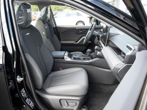 Toyota RAV4 VI (XA60) с пробегом 2026 года, цена 4 150 000 рублей, 36 км, внедорожник, Автокод Объявления