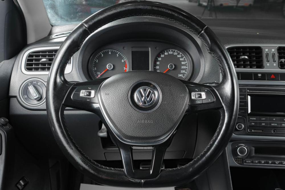 Volkswagen Polo V Рестайлинг Тюмень  - изображение 14