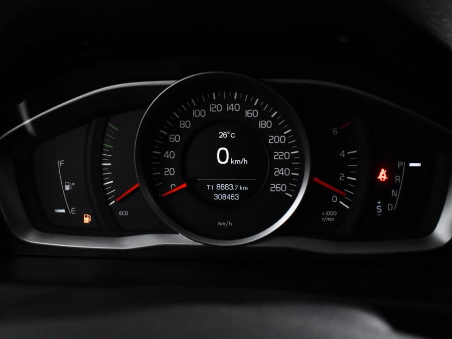 Volvo XC70 II Рестайлинг Санкт-Петербург  - изображение 18