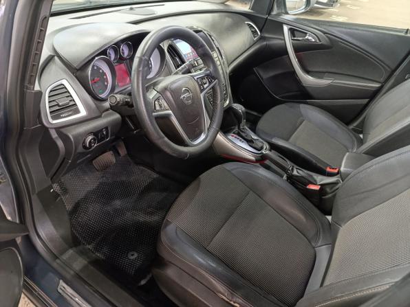 Opel Astra J Рестайлинг с пробегом 2012 года, цена 659 000 рублей, 263920 км, хэтчбек, Автокод Объявления
