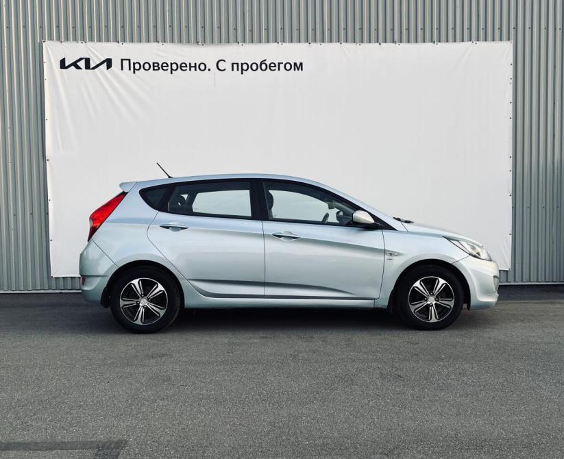 Hyundai Solaris I Санкт-Петербург  - изображение 3