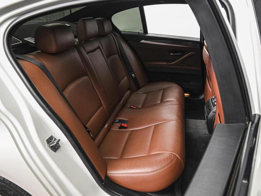 BMW 5 серии VI (F10/F11/F07) Рестайлинг Ставрополь  - изображение 7