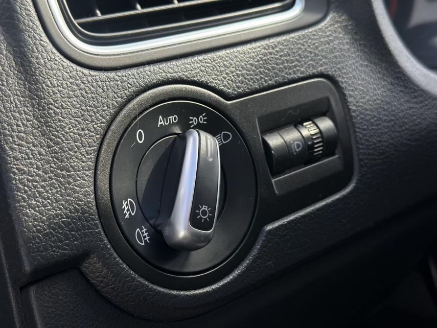 Volkswagen Polo V Рестайлинг Челябинск  - изображение 12