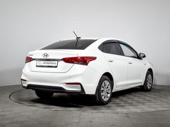 Hyundai Solaris II с пробегом 2018 года, цена 1 100 000 рублей, 128313 км, седан, Автокод Объявления