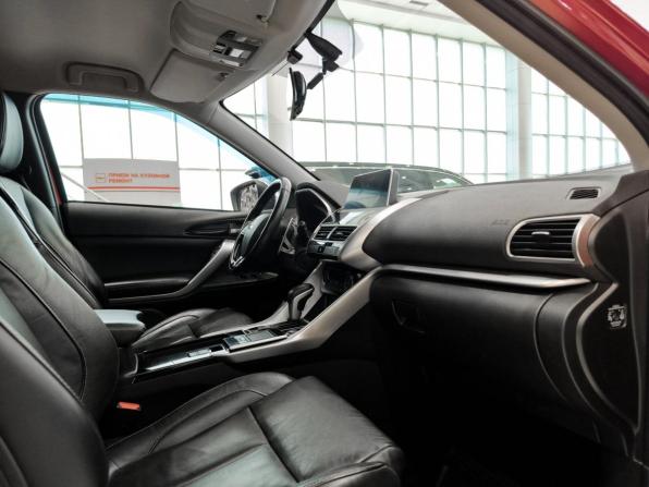 Mitsubishi Eclipse Cross I с пробегом 2019 года, цена 2 280 000 рублей, 118618 км, внедорожник, Автокод Объявления