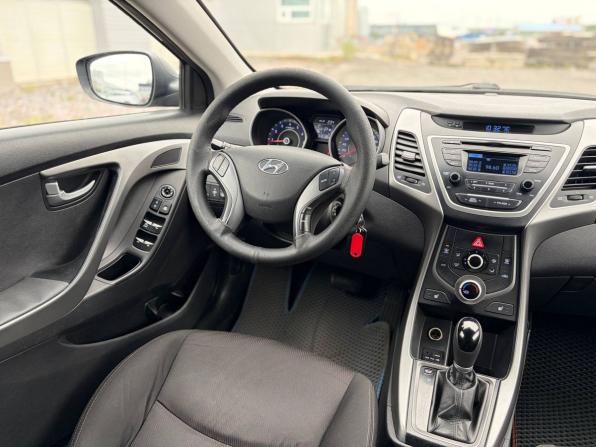 Hyundai Elantra V (MD) Рестайлинг с пробегом 2015 года, цена 775 000 рублей, 342000 км, седан, Автокод Объявления