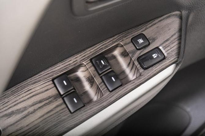 Mitsubishi Pajero Sport III с пробегом 2017 года, цена 3 699 000 рублей, 117000 км, внедорожник, Автокод Объявления