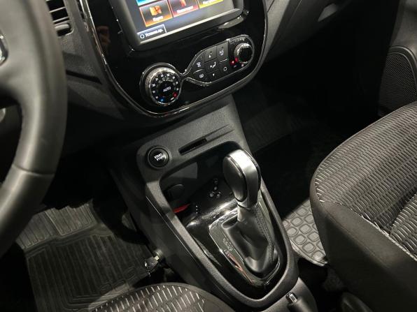 Renault Kaptur I с пробегом 2017 года, цена 1 309 000 рублей, 52030 км, внедорожник, Автокод Объявления