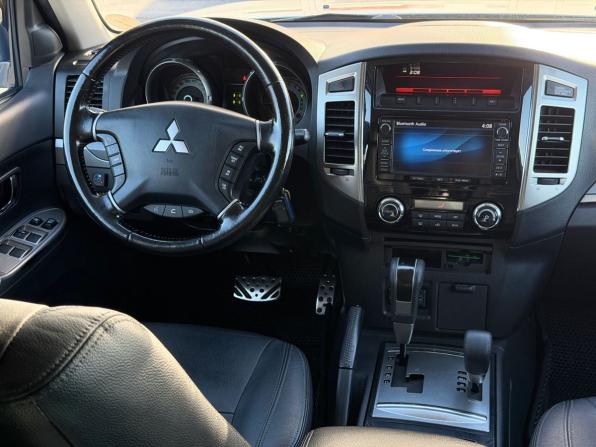 Mitsubishi Pajero IV Рестайлинг 2 с пробегом 2015 года, цена 2 299 000 рублей, 165000 км, внедорожник, Автокод Объявления