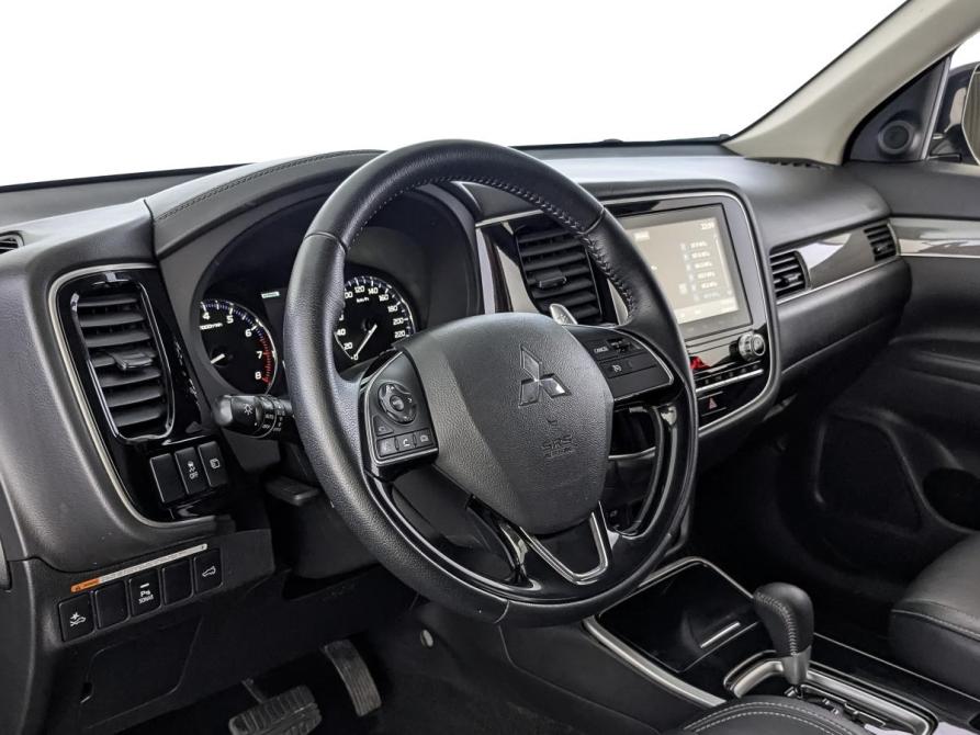 Mitsubishi Outlander III Рестайлинг 3 Москва  - изображение 15