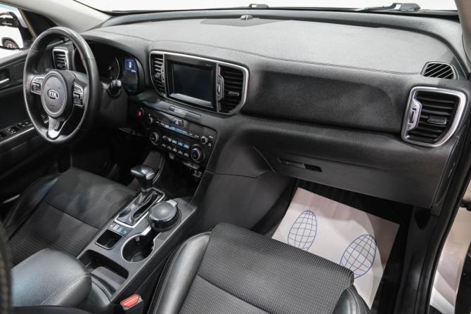 Kia Sportage IV с пробегом 2018 года, цена 1 979 000 рублей, 137000 км, внедорожник, Автокод Объявления