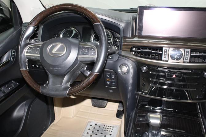 Lexus LX III Рестайлинг 2 с пробегом 2015 года, цена 6 100 000 рублей, 143408 км, внедорожник, Автокод Объявления