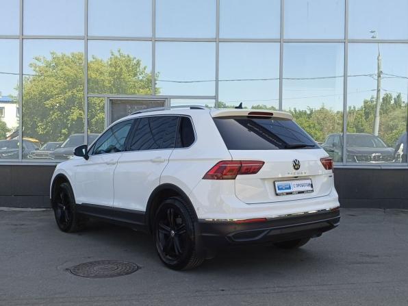 Volkswagen Tiguan II Рестайлинг с пробегом 2021 года, цена 3 049 000 рублей, 165205 км, внедорожник, Автокод Объявления