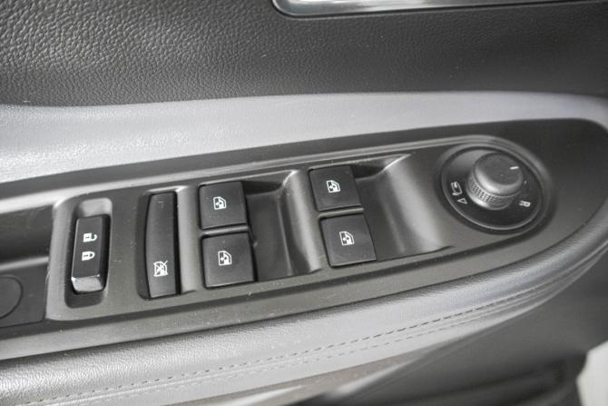 Opel Mokka I с пробегом 2014 года, цена 1 249 000 рублей, 162000 км, внедорожник, Автокод Объявления