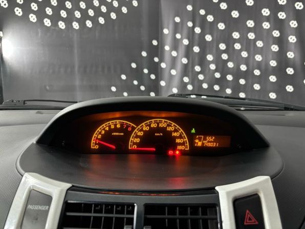 Toyota Vitz II (XP90) с пробегом 2009 года, цена 670 000 рублей, 149000 км, хэтчбек, Автокод Объявления