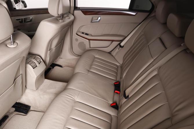 Mercedes-Benz E-Класс IV (W212 S212 C207) с пробегом 2012 года, цена 1 999 000 рублей, 240368 км, седан, Автокод Объявления