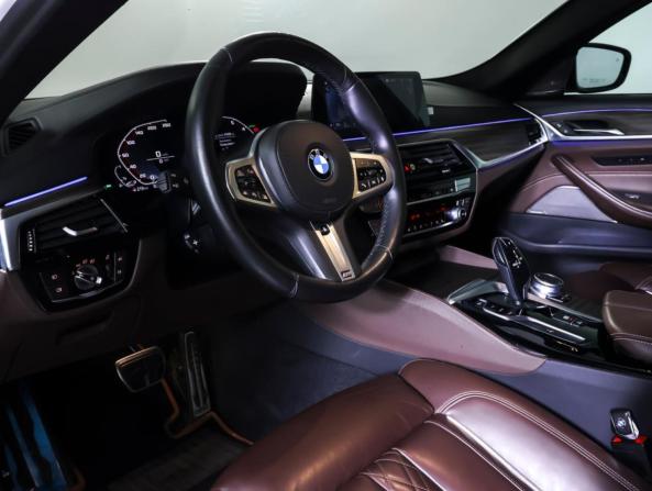 BMW 5 серии VII (G30/G31/G38) с пробегом 2020 года, цена 3 990 000 рублей, 41727 км, седан, Автокод Объявления