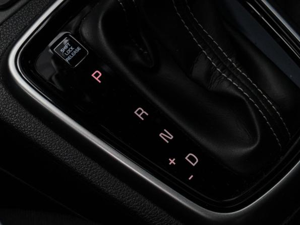 Kia Rio IV Рестайлинг с пробегом 2021 года, цена 1 700 000 рублей, 79858 км, седан, Автокод Объявления