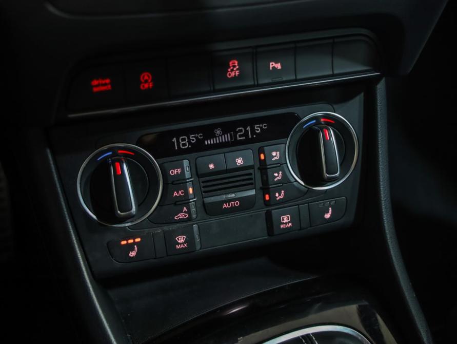 Audi Q3 I (8U) Рестайлинг Санкт-Петербург  - изображение 20