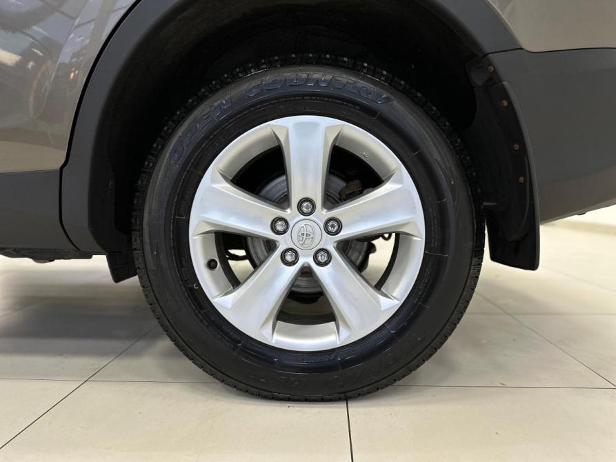 Toyota RAV4 IV (XA40) Санкт-Петербург  - изображение 12