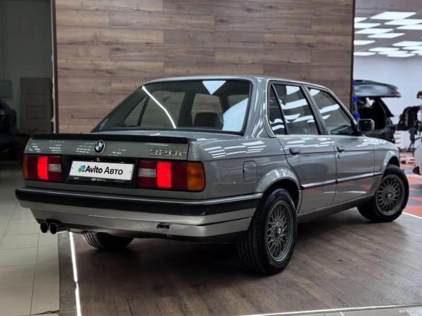 BMW 3 серии II (E30) с пробегом 1989 года, цена 1 430 000 рублей, 199000 км, седан, Автокод Объявления