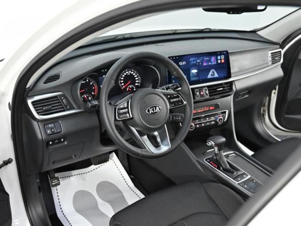 Kia Optima IV Рестайлинг с пробегом 2019 года, цена 1 049 000 рублей, 72898 км, седан, Автокод Объявления