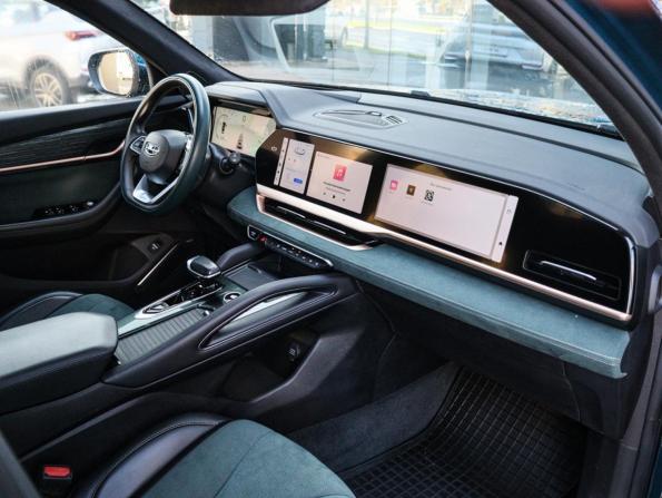 Geely Monjaro I с пробегом 2023 года, цена 2 698 000 рублей, 63995 км, внедорожник, Автокод Объявления