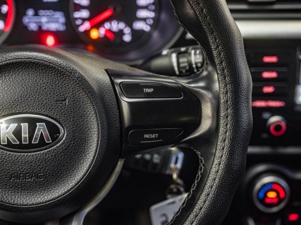 Kia Rio IV с пробегом 2018 года, цена 1 079 000 рублей, 147223 км, седан, Автокод Объявления