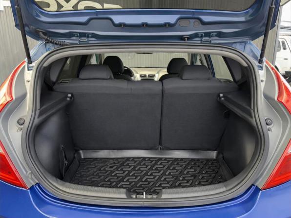 Hyundai Solaris I с пробегом 2011 года, цена 717 000 рублей, 178601 км, хэтчбек, Автокод Объявления