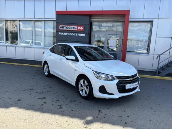 Chevrolet Onix II с пробегом 2020 года, цена 1 290 000 рублей, 75406 км, седан, Автокод Объявления