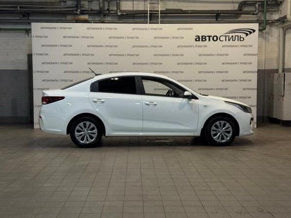 Kia Rio IV с пробегом 2020 года, цена 1 529 000 рублей, 48000 км, седан, Автокод Объявления