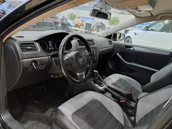 Volkswagen Jetta VI с пробегом 2013 года, цена 899 000 рублей, 228828 км, седан, Автокод Объявления