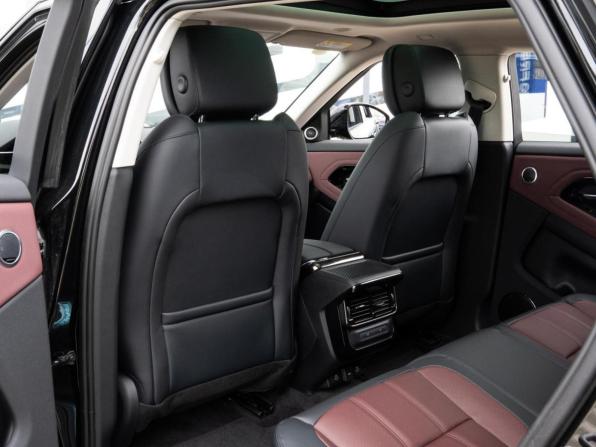 Land Rover Range Rover Evoque II Рестайлинг с пробегом 2025 года, цена 5 830 000 рублей, 63 км, внедорожник, Автокод Объявления