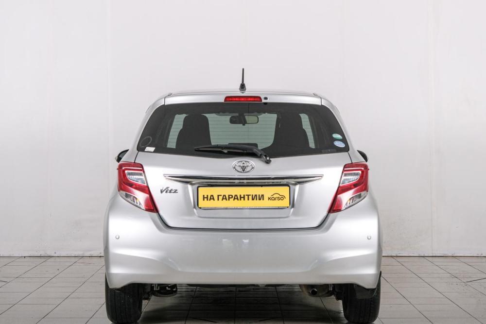 Toyota Vitz III (XP130) Рестайлинг Красноярск  - изображение 6