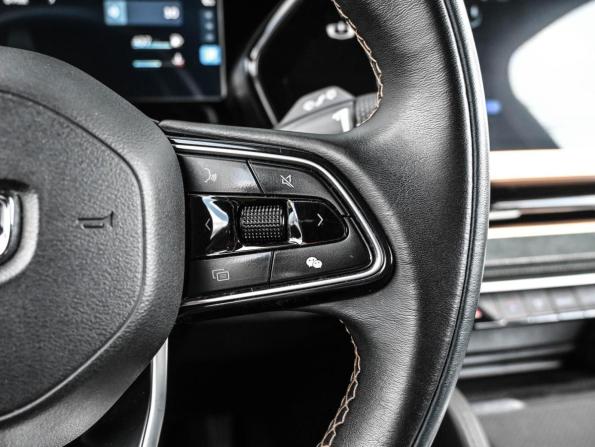 Geely Monjaro I с пробегом 2024 года, цена 2 959 000 рублей, 61911 км, внедорожник, Автокод Объявления