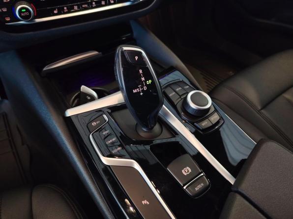 BMW 5 серии VII (G30/G31/G38) с пробегом 2020 года, цена 2 699 000 рублей, 203700 км, седан, Автокод Объявления