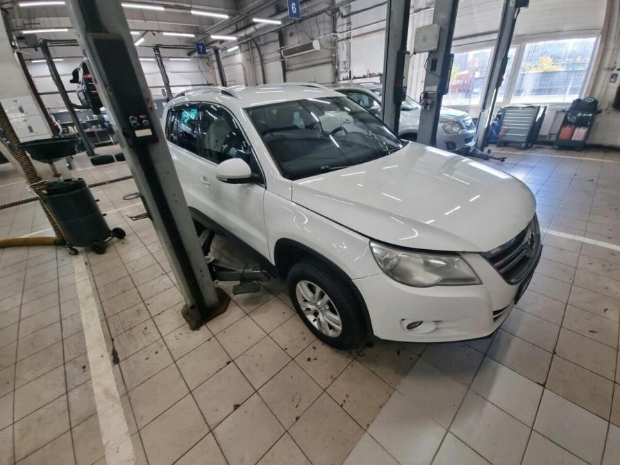 Volkswagen Tiguan I Санкт-Петербург  - изображение 2