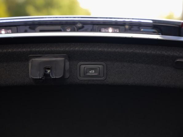 Audi A6 V (C8) с пробегом 2019 года, цена 3 899 000 рублей, 92462 км, седан, Автокод Объявления