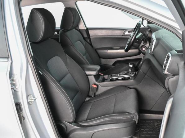 Kia Sportage IV Рестайлинг с пробегом 2021 года, цена 2 129 000 рублей, 136143 км, внедорожник, Автокод Объявления