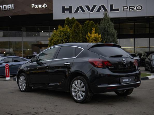 Opel Astra J Рестайлинг с пробегом 2013 года, цена 748 000 рублей, 178313 км, хэтчбек, Автокод Объявления