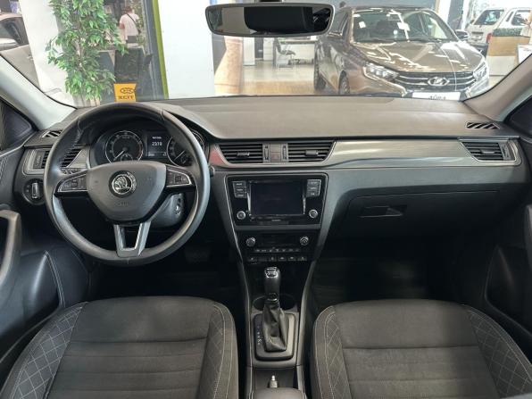 Skoda Rapid I Рестайлинг с пробегом 2018 года, цена 1 430 000 рублей, 87725 км, лифтбек, Автокод Объявления