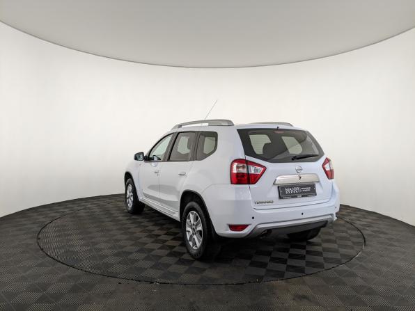 Nissan Terrano III (D10) с пробегом 2021 года, цена 1 300 000 рублей, 120823 км, внедорожник, Автокод Объявления