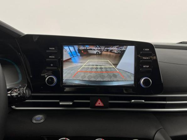 Hyundai Elantra VII (CN7) Рестайлинг с пробегом 2025 года, цена 2 310 000 рублей, 15750 км, седан, Автокод Объявления