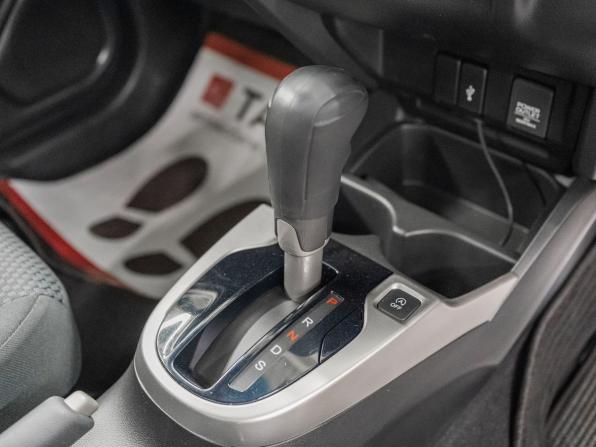 Honda Fit III Рестайлинг с пробегом 2018 года, цена 1 230 000 рублей, 68227 км, хэтчбек, Автокод Объявления