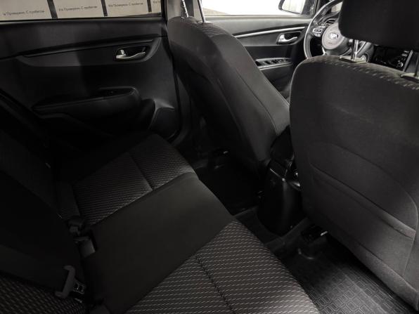 Kia Rio IV с пробегом 2019 года, цена 1 260 000 рублей, 91683 км, седан, Автокод Объявления