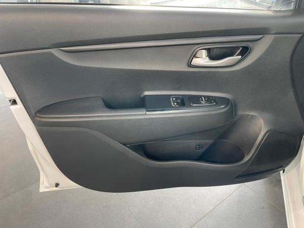 Kia Rio IV Рестайлинг с пробегом 2021 года, цена 1 480 500 рублей, 59878 км, седан, Автокод Объявления