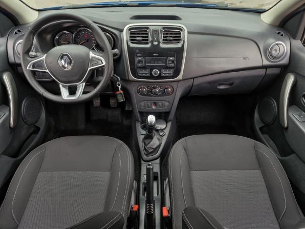 Renault Logan II Рестайлинг с пробегом 2021 года, цена 709 000 рублей, 248834 км, седан, Автокод Объявления