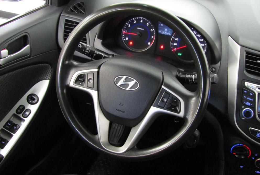 Hyundai Solaris I Екатеринбург  - изображение 18